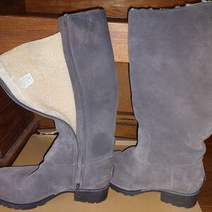 UGG Black/dark Gray Fleece-Lined Boots 8